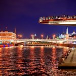 Ночной вид Парящего моста
